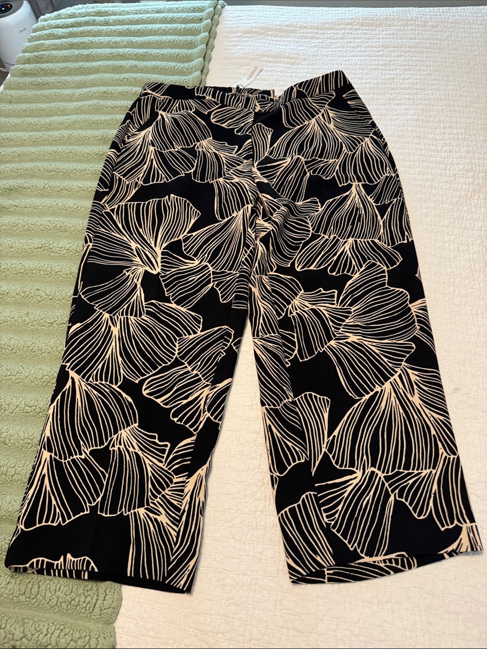 Chico's Black Wide-Leg Pants with tan Floral Line Print